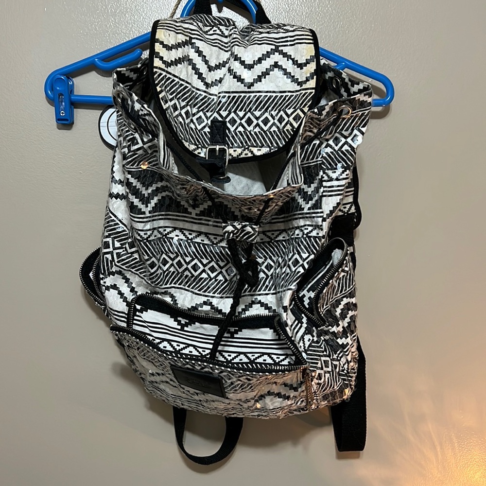 Pink Drawstring Aztec print & sequin back pack w/ adjustable straps - Picture 2 of 7